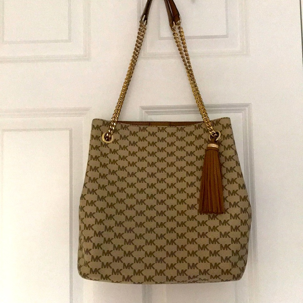 Michael Kors purse